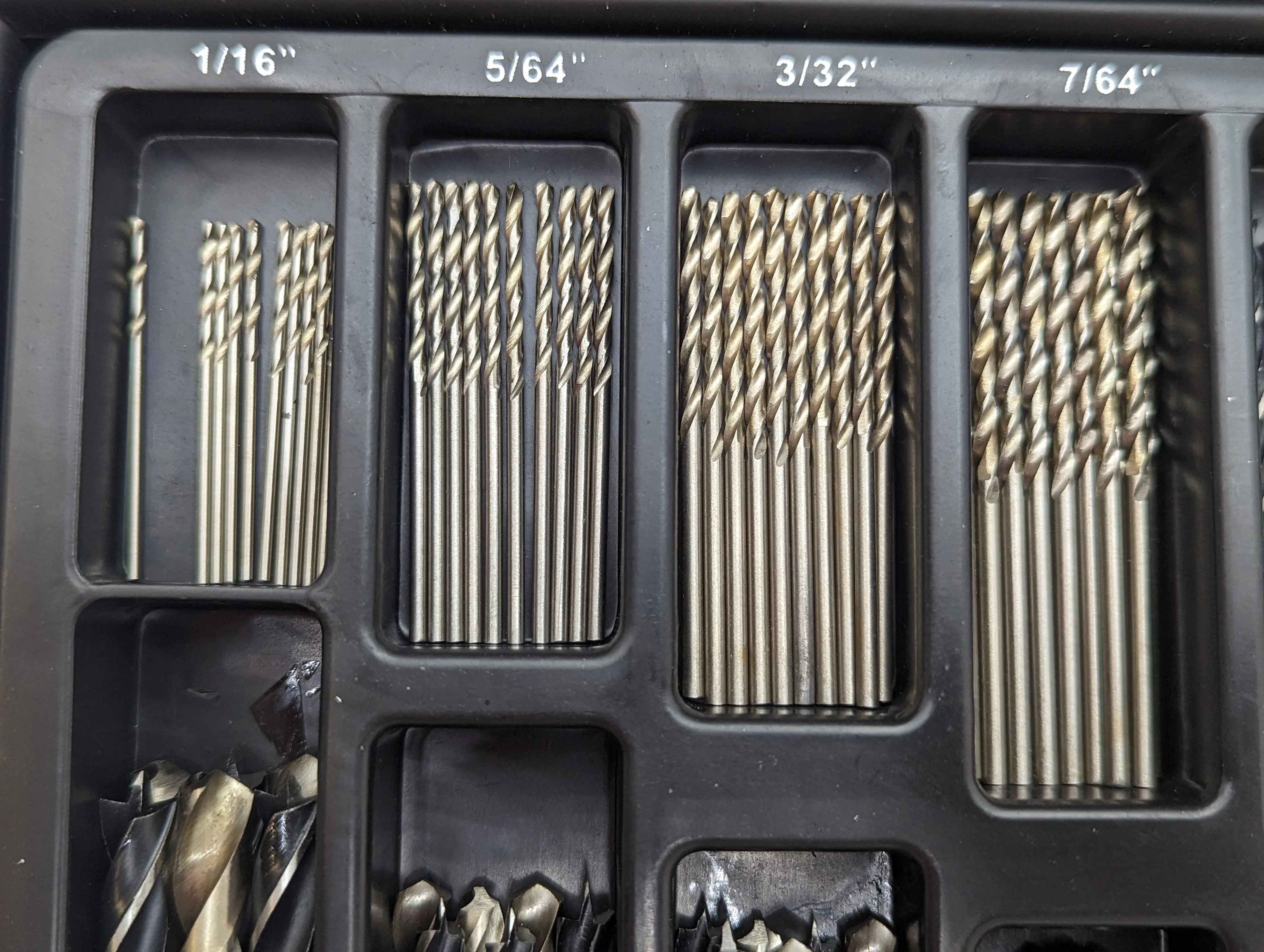 100 Piece Mixed Drill Bit Set, HSS Twist, HCS Brad Point