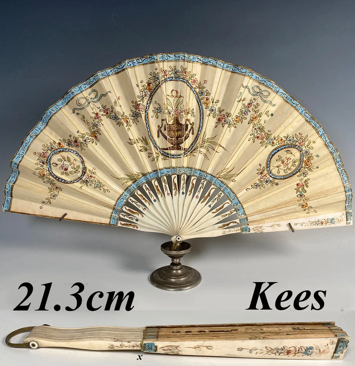 Antique 21.3cm Ernest Kees Signature Hand Painted Hand Fan c.1900, Bone Sticks and Guards