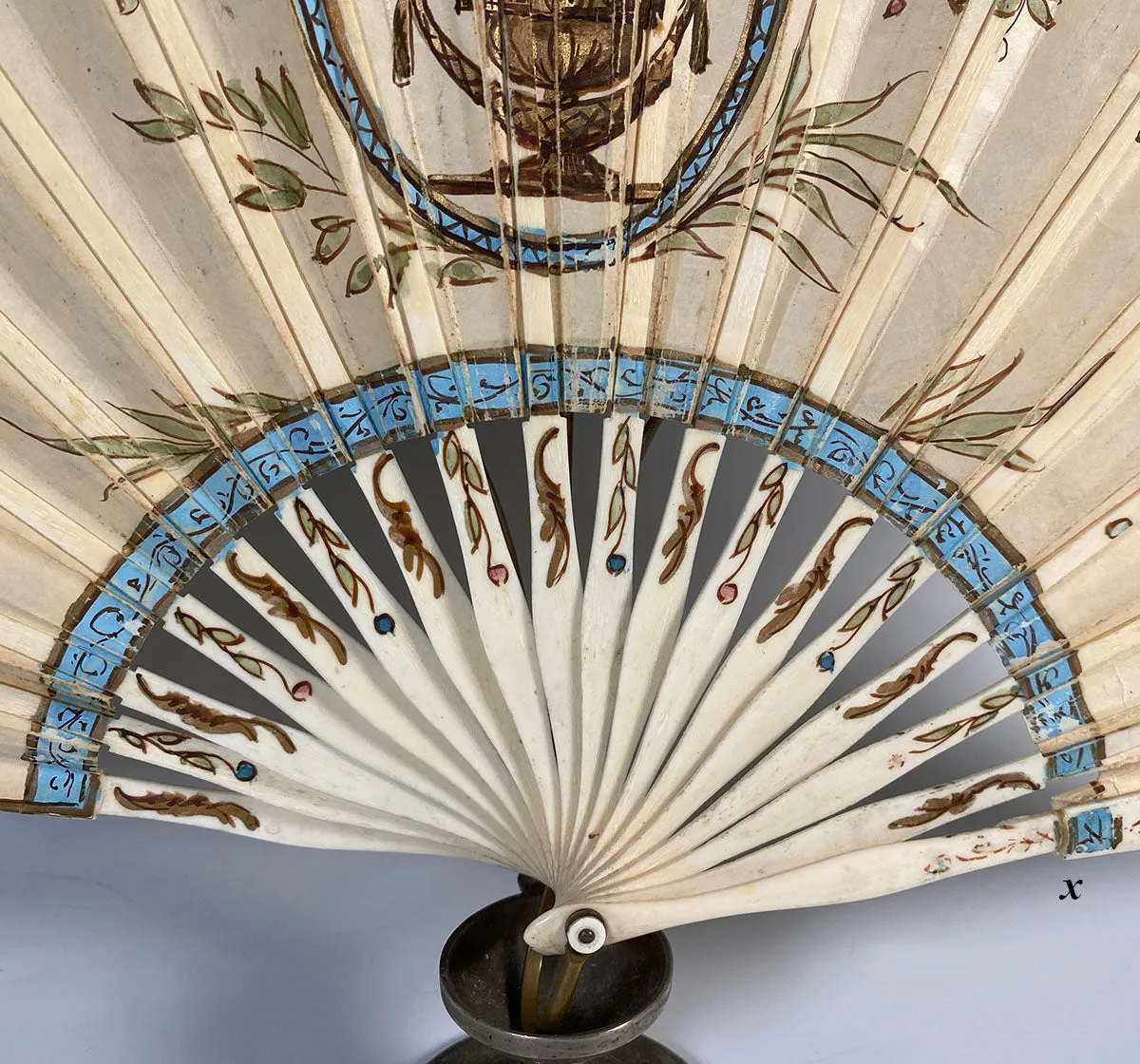 Antique 21.3cm Ernest Kees Signature Hand Painted Hand Fan c.1900, Bone Sticks and Guards