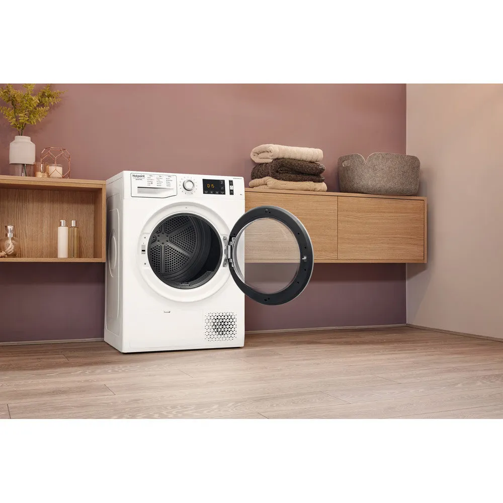 Hotpoint NTM1192SK 9kg Heat Pump Tumble Dryer White