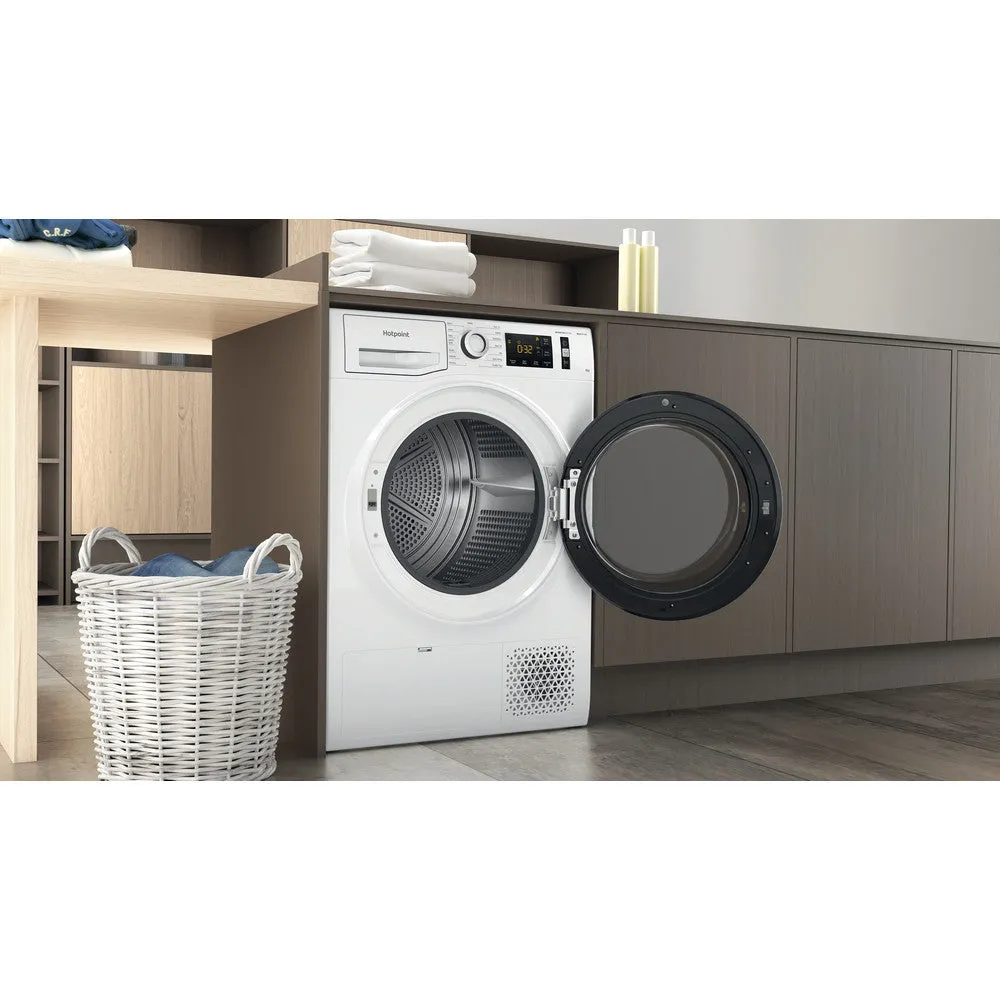 Hotpoint NTM1192SK 9kg Heat Pump Tumble Dryer White