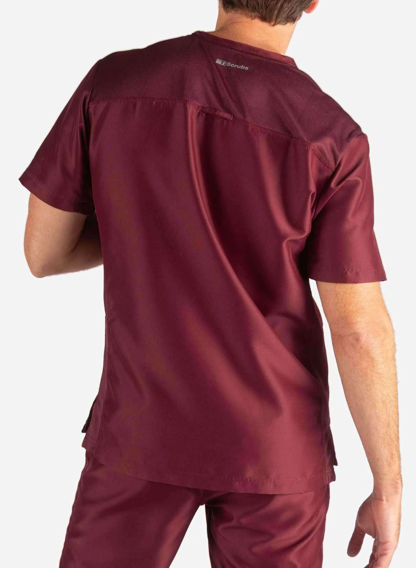 Men's 3-Pocket Scrub Top