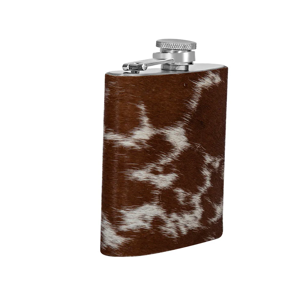 Mountain Trail Flask in Caramel Hair-on Hide