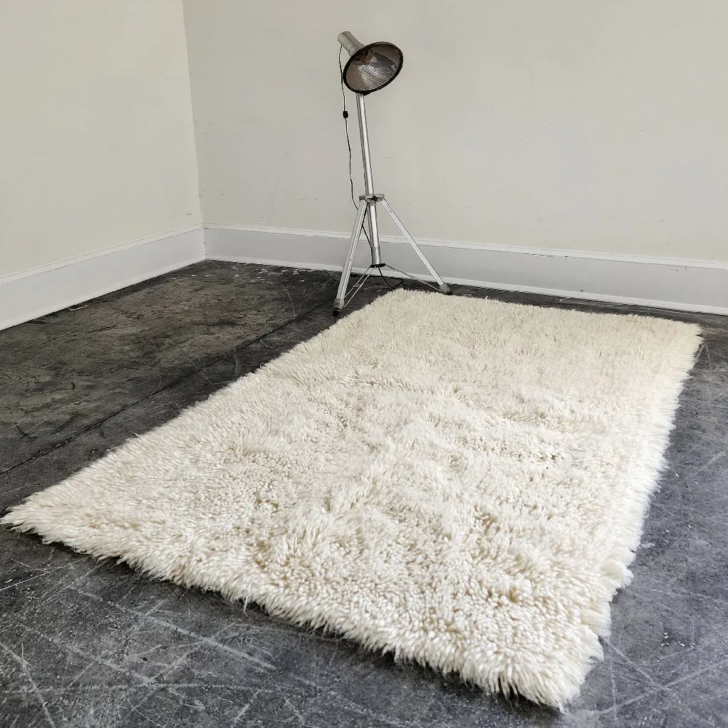 SUPER THICK 3X5 SHORT HAIR FLOKATI RUG | THICK 3000gsm WEIGHT | IVORY WHITE