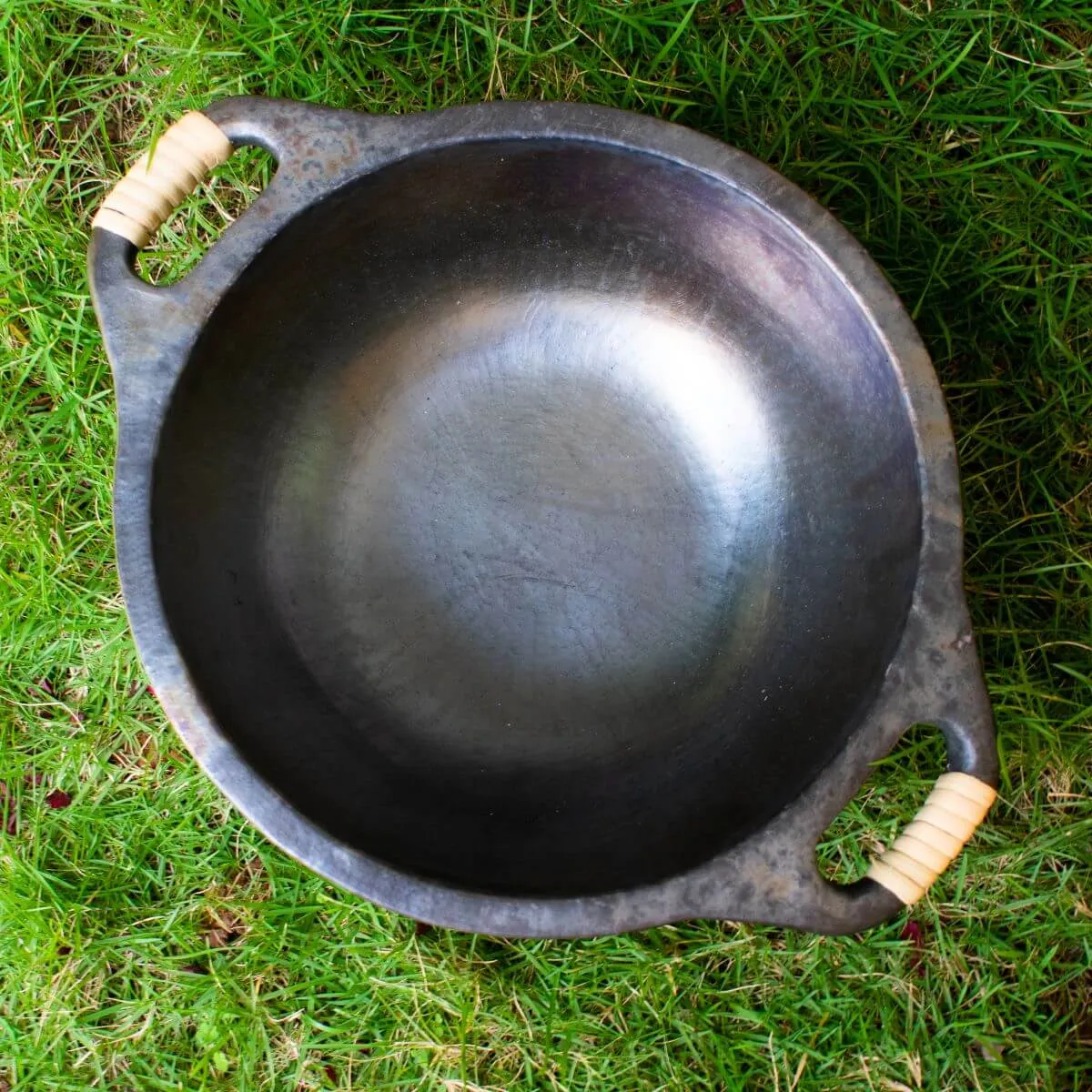 Wok: Manipur Black Pottery